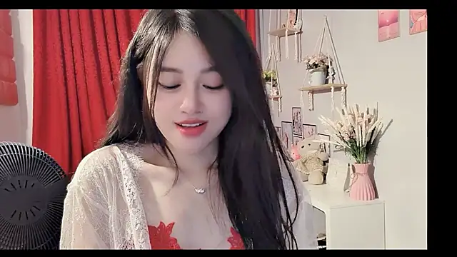 Bee-Cherry online show from 24, 6, 2026