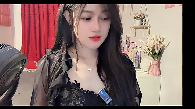 Bee-Cherry online show from 29, 6, 2026