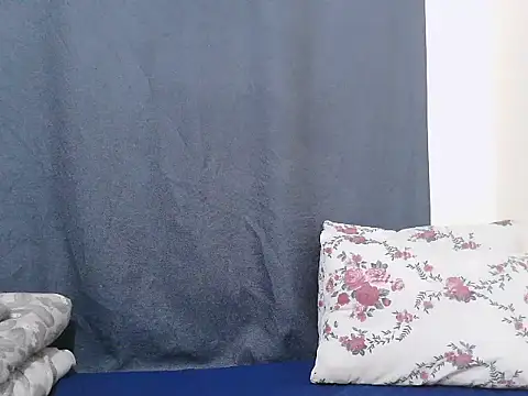 Snapshot of Cute_lyn chatting on 6, 7, 2026 Cute lyn online show from 6, 7, 2026