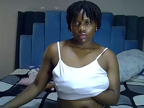 Snapshot of melanin_moon chatting on 3, 6, 2026 melanin moon online show from 3, 6, 2026