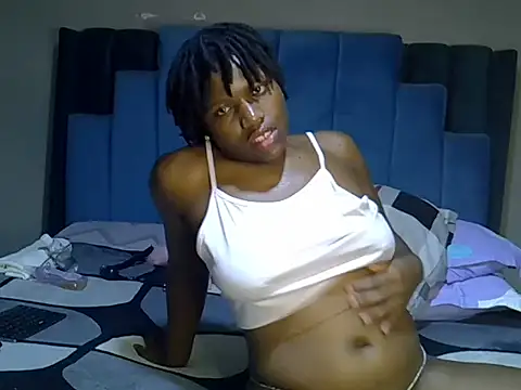 Snapshot of melanin_moon chatting on 14, 6, 2026 melanin moon online show from 14, 6, 2026