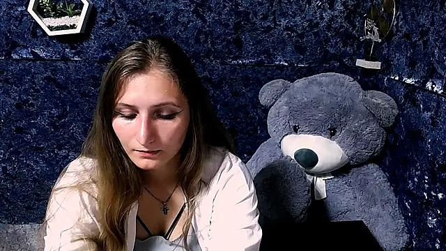 Snapshot of Jenny_smille_ chatting on 17, 7, 2026 Jenny smille online show from 17, 7, 2026