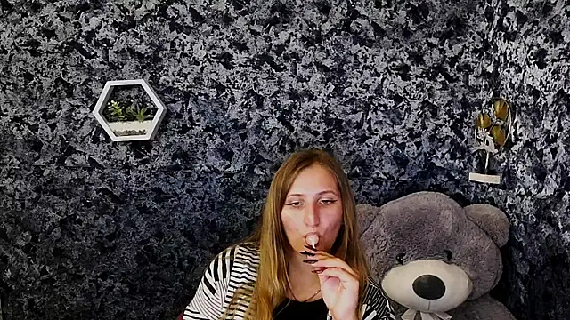 Snapshot of Jenny_smille_ chatting on 20, 7, 2026 Jenny smille online show from 20, 7, 2026