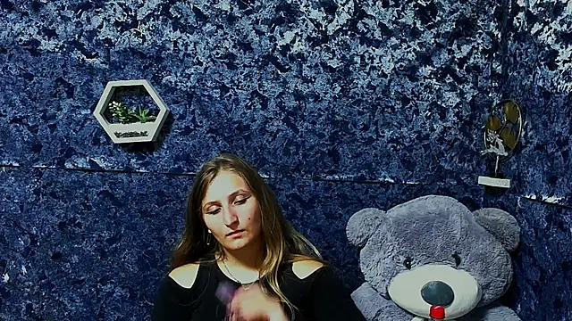 Snapshot of Jenny_smille_ chatting on 21, 7, 2026 Jenny smille online show from 21, 7, 2026