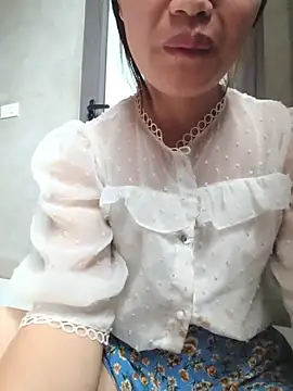 Emma-sin online show from 5, 7, 2026