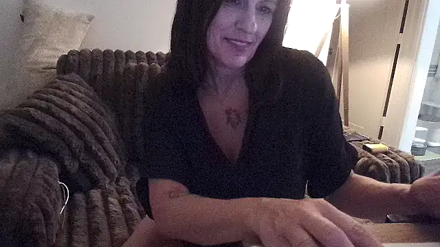 desperatelyseeking online show from 2, 6, 2026
