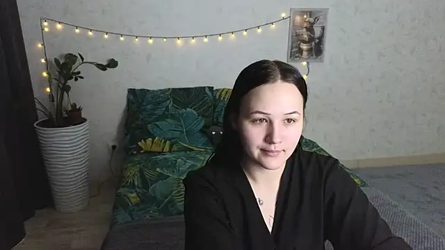 Tori cute online show from 9, 6, 2026