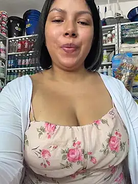 ISABELLA  LUNA online show from 17, 7, 2026