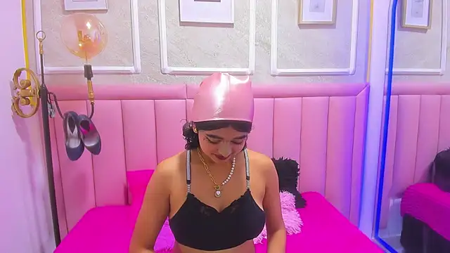 velvet girll online show from 6, 7, 2026