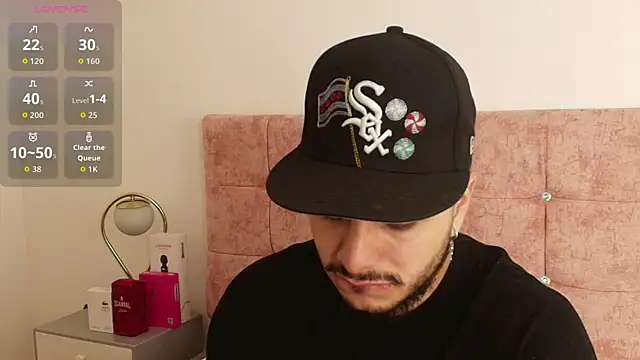 Snapshot of Amadeo_Wild_ chatting on 4, 7, 2026 Amadeo Wild online show from 4, 7, 2026