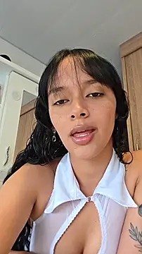 alicia kiss  online show from 9, 6, 2026