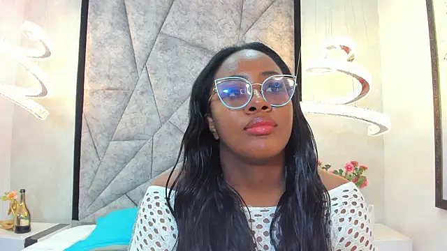 ZoeBrowns online show from 8, 7, 2026