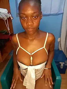 Paulahaze online show from 4, 6, 2026