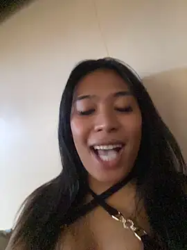 hugecock tamira online show from 16, 6, 2026