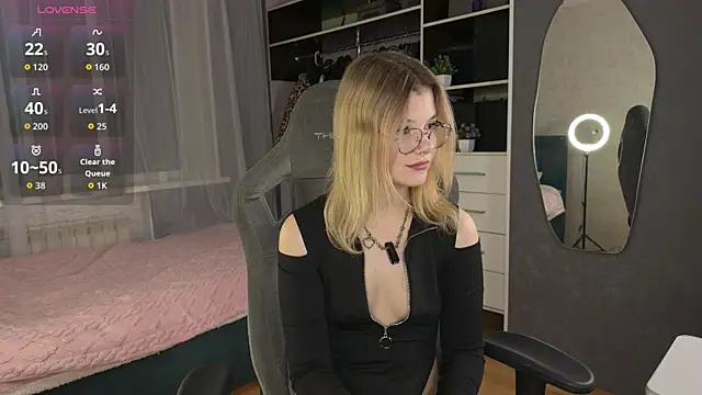 Snapshot of KamiiRize chatting on 19, 6, 2026 KamiiRize online show from 19, 6, 2026