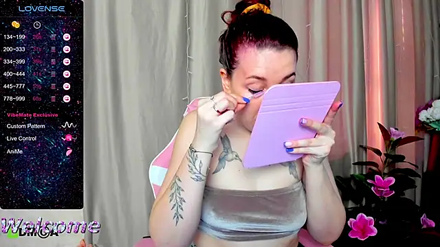 Arya Curves online show from 5, 6, 2026