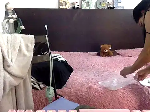 mommy-flabia online show from 1, 7, 2026