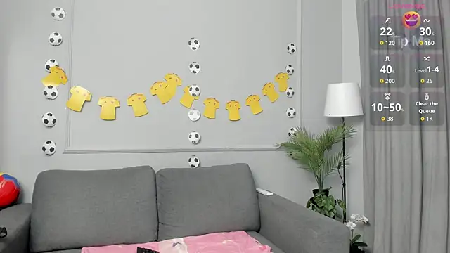 Snapshot of Sofiawonderr chatting on 21, 6, 2026 Sofiawonderr online show from 21, 6, 2026