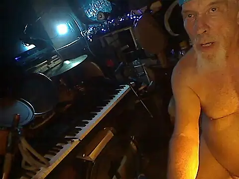 Dreamzluvz2 online show from 25, 7, 2026