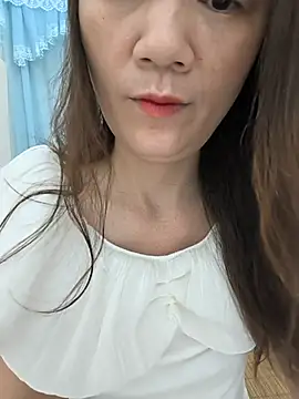 Lye lovely online show from 21, 6, 2026