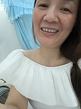 Lye lovely online show from 5, 7, 2026