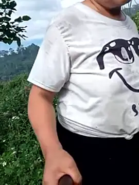 Bong sexy online show from 18, 6, 2026