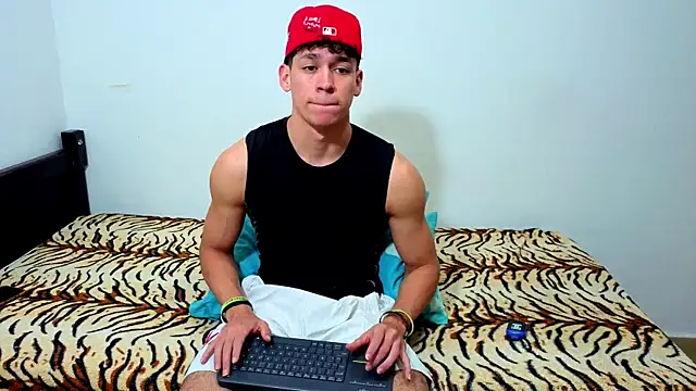 Luke Muscle online show from 15, 6, 2026