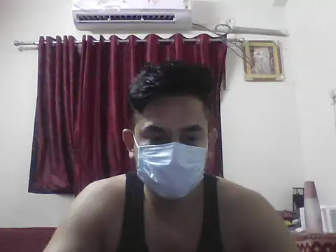 Snapshot of Nivan_7251_1 chatting on 23, 5, 2026 Nivan 7251 1 online show from 23, 5, 2026