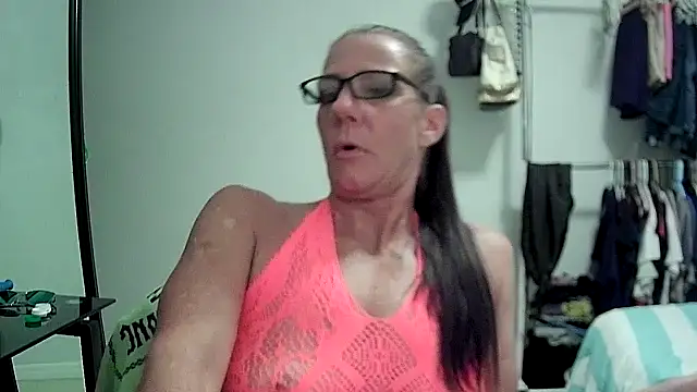 Snapshot of Quartz1Champagne chatting on 26, 6, 2026 Quartz1Champagne online show from 26, 6, 2026