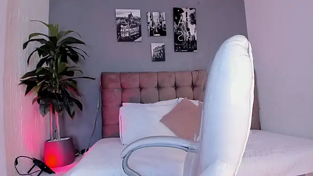 Dayan rose  online show from 18, 6, 2026