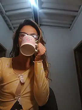 karenarango online show from 14, 6, 2026