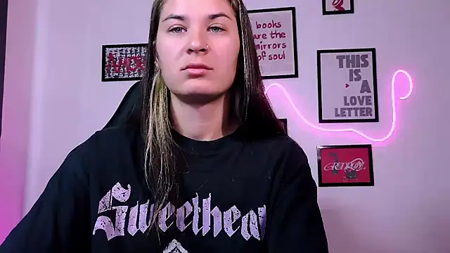 AlisaFrost online show from 22, 6, 2026