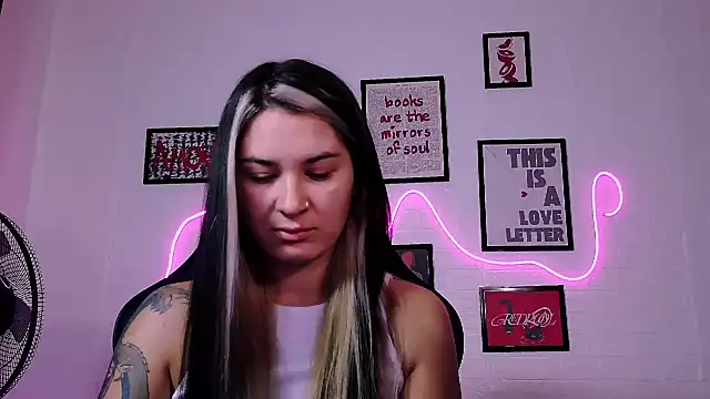 AlisaFrost online show from 25, 6, 2026