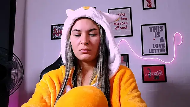AlisaFrost online show from 30, 7, 2026