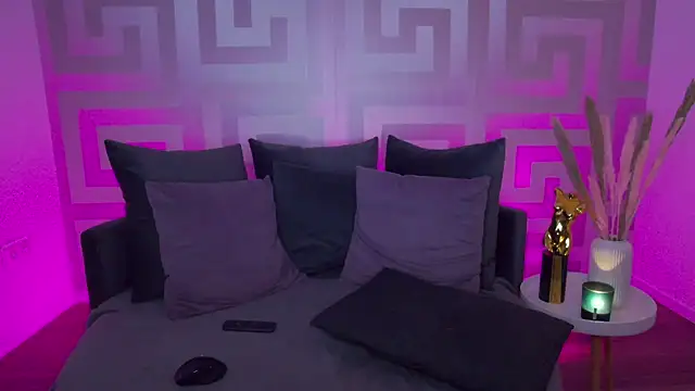 Snapshot of Mina_Babe chatting on 2, 3, 2025 Mina Babe online show from 2, 3, 2025