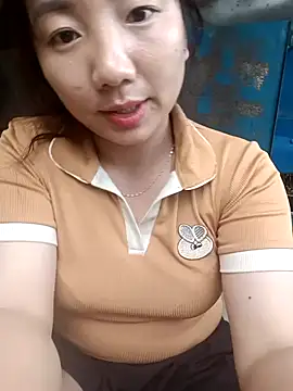 GoodGirl Squirt online show from 17, 6, 2026