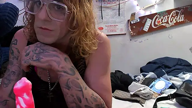 VanillaSnowcones online show from 10, 7, 2026