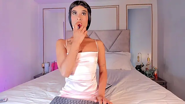 Snapshot of NicoleeJoness chatting on 12, 6, 2026 NicoleeJoness online show from 12, 6, 2026