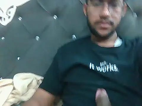 Snapshot of linatu7890 chatting on 2, 8, 2026 linatu7890 online show from 2, 8, 2026