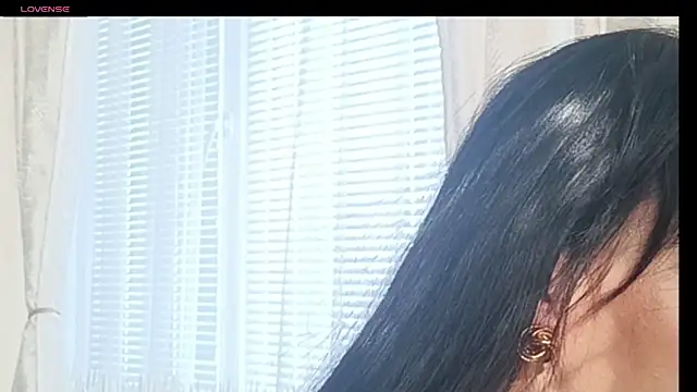 madamvi online show from 18, 6, 2026