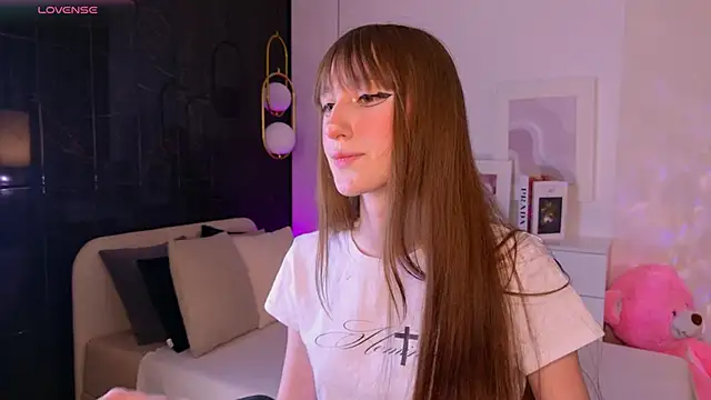 Snapshot of Nixxora chatting on 2, 6, 2026 Nixxora online show from 2, 6, 2026