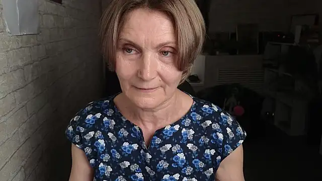 Snapshot of Mabel_Magic chatting on 5, 6, 2026 Mabel Magic online show from 5, 6, 2026