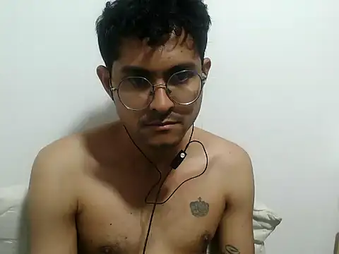 xanderlover online show from 24, 6, 2026