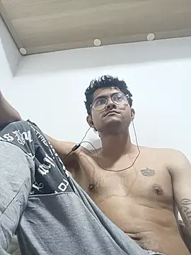 xanderlover online show from 12, 7, 2026
