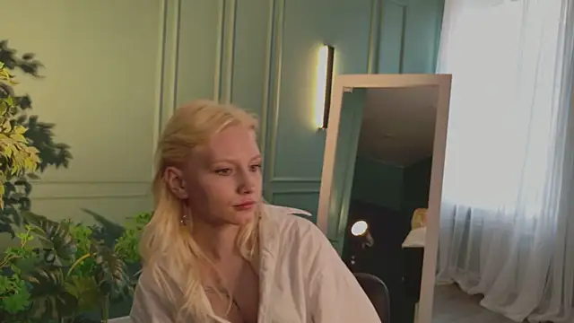 haleybooo online show from 13, 6, 2026