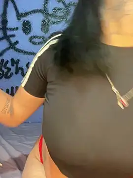 YummyGirl  online show from 13, 6, 2026