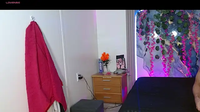 Snapshot of maria_robin_ chatting on 9, 7, 2026 maria robin online show from 9, 7, 2026