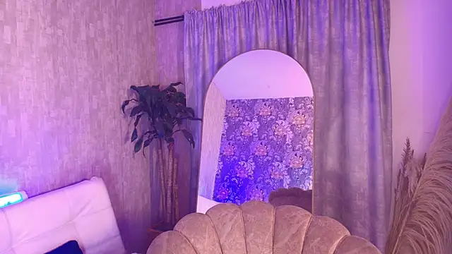 Snapshot of zarina_winslow chatting on 11, 6, 2026 zarina winslow online show from 11, 6, 2026