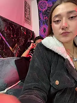 Yizz 20 online show from 11, 7, 2026