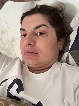 evaxxxcurvyxxx online show from 15, 6, 2026